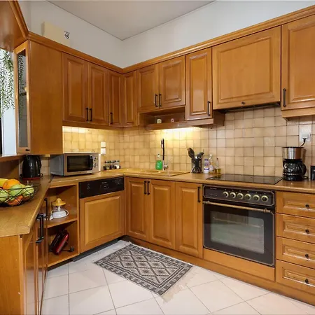 Apartment Renaissance 
